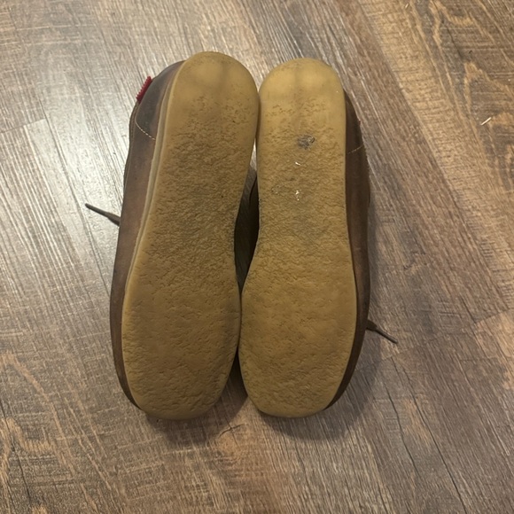 Clarks Collection Women size 7m
Brown Padmora Wallabee Suede Leather - Picture 13 of 14